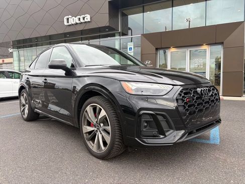 Used 2021 Audi SQ5 Prestige w/ Prestige Package AWD/4WD image 1