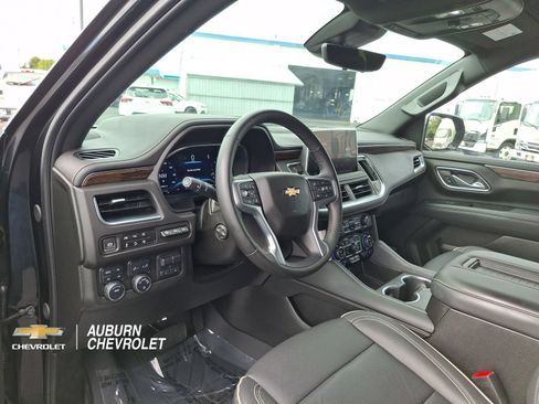 Certified 2024 Chevrolet Tahoe Premier AWD/4WD image 16