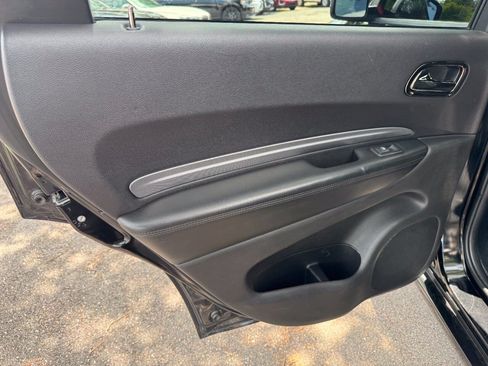 Used 2019 Dodge Durango GT w/ Blacktop Package AWD/4WD image 41