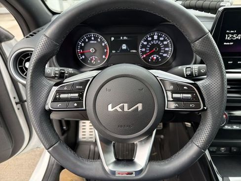 Used 2023 Kia Forte GT-Line image 16