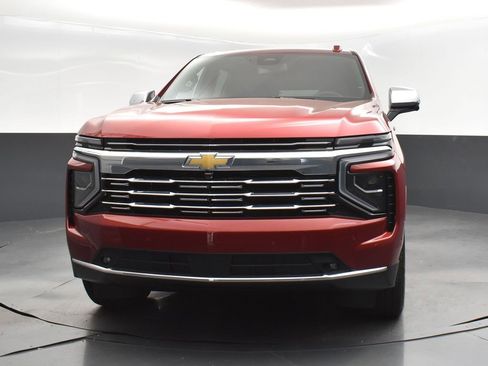 New 2025 Chevrolet Suburban Premier image 10