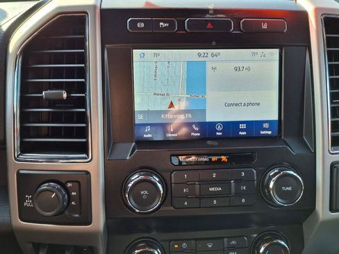 Used 2020 Ford F250 Lariat w/ Chrome Package AWD/4WD image 19