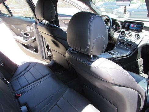 Used 2019 Mercedes-Benz C 300 Sedan image 26