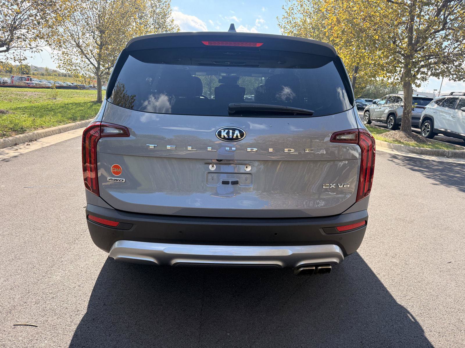 Used 2020 Kia Telluride EX AWD/4WD image 6