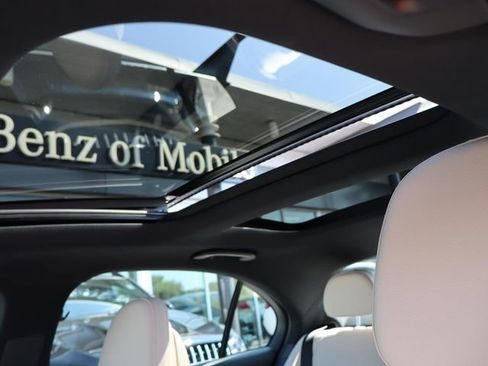 Used 2024 Mercedes-Benz C 300 Sedan image 7