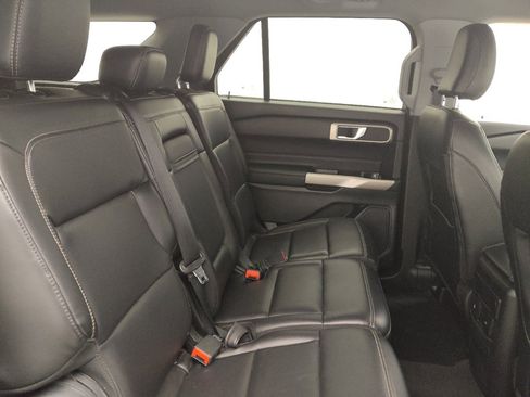 Used 2023 Ford Explorer XLT w/ Equipment Group 202A image 19