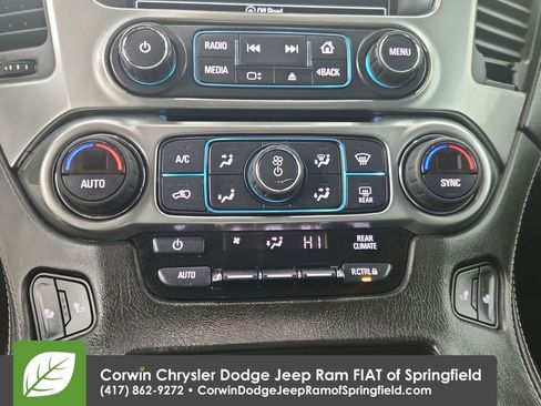 Used 2017 Chevrolet Suburban LT image 27