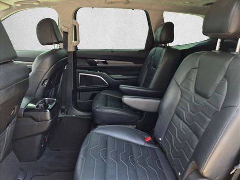 Used 2022 Kia Telluride SX w/ SX Prestige Package AWD/4WD image 11