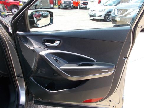 Used 2014 Hyundai Santa Fe Sport 2.0T w/ Technology Package 05 image 18