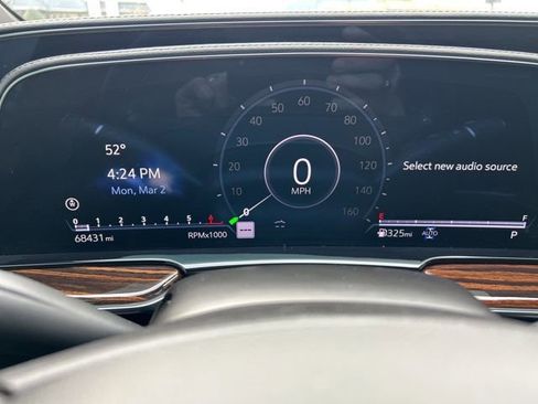 Used 2023 Cadillac Escalade Premium Luxury image 14