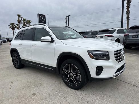 Used 2026 Mercedes-Benz GLB 250 image 3