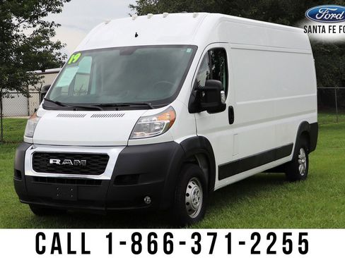 Used 2019 RAM ProMaster 2500 w/ Premium Appearance Group image 4