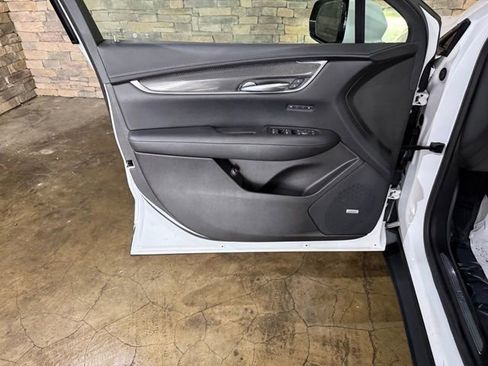 Used 2022 Cadillac XT5 Sportv AWD/4WD image 11
