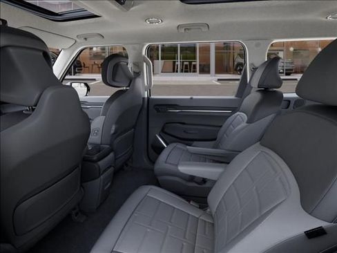 New 2026 Kia EV9 Land w/ Nightfall Edition Package AWD/4WD image 18