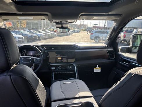New 2026 GMC Sierra 2500 Denali w/ Denali Reserve Package image 37