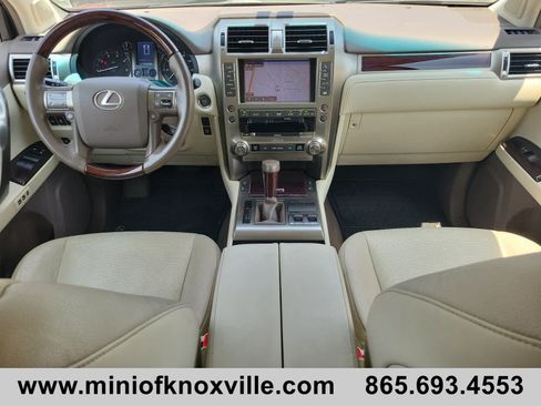 Used 2014 Lexus GX 460 w/ Premium Package AWD/4WD image 22