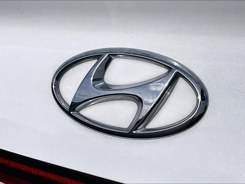 Used 2023 Hyundai Sonata Limited image 30