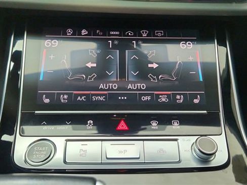 Used 2024 Audi Q7 3.0T Prestige w/ Prestige Package image 58