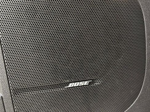 Used 2012 GMC Acadia Denali image 32