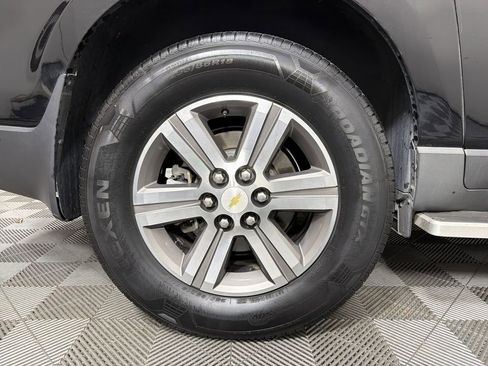 Used 2016 Chevrolet Traverse LT image 16