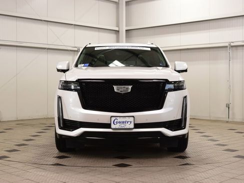 Used 2024 Cadillac Escalade ESV Sport Platinum w/ LPO, ONYX Package AWD/4WD image 2