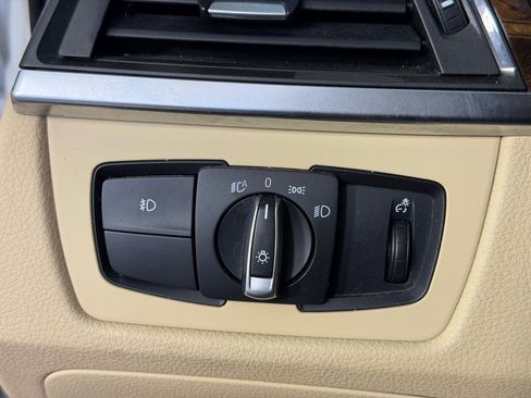 Used 2014 BMW 328i Sedan RWD image 17