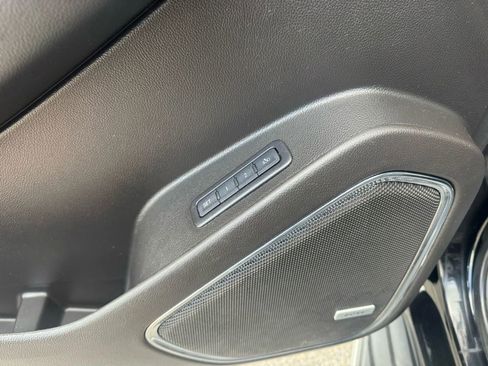 Used 2016 Chevrolet Tahoe LTZ image 23