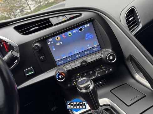 Used 2019 Chevrolet Corvette Stingray Coupe image 24