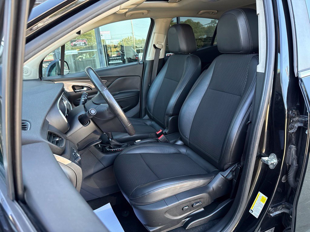 Used 2017 Buick Encore Sport Touring FWD image 2
