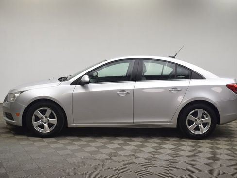 Used 2012 Chevrolet Cruze LT image 9