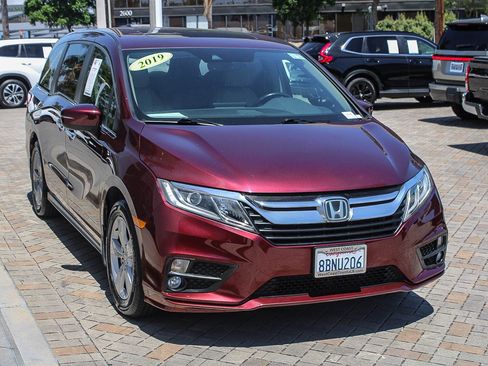 Used 2019 Honda Odyssey EX-L image 3