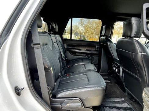 Used 2020 Ford Expedition Limited image 21
