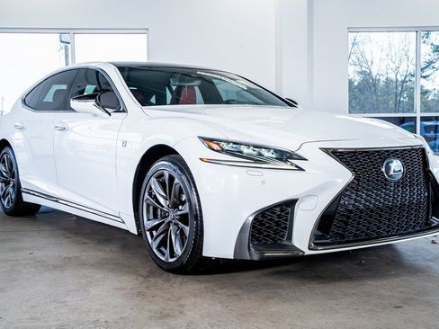 Used 2018 Lexus LS 500 F Sport w/ Accessory Package (Z2) image 4