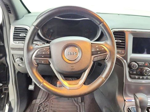 Used 2018 Jeep Grand Cherokee Laredo AWD/4WD image 18