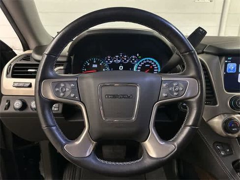 Used 2020 GMC Yukon Denali w/ Open Road Package image 8