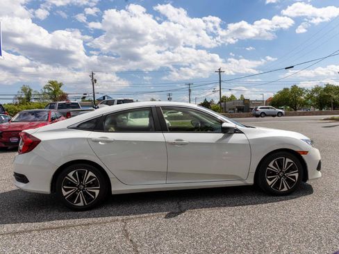 Used 2018 Honda Civic EX-L image 7