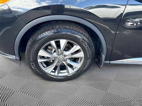 Used 2017 Nissan Murano S w/ Navigation Package image 34