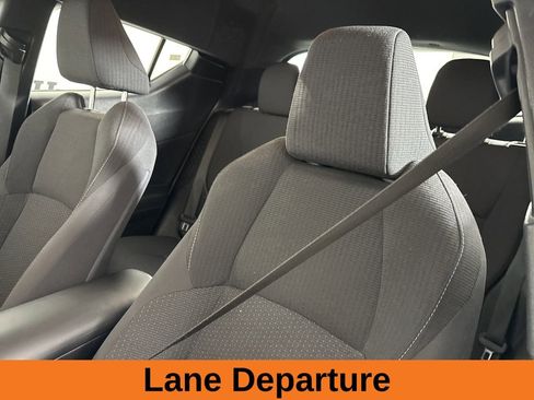 Used 2019 Toyota C-HR LE image 10