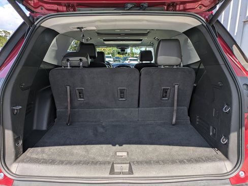 Used 2019 Chevrolet Traverse LT w/ LT Premium Package FWD image 10