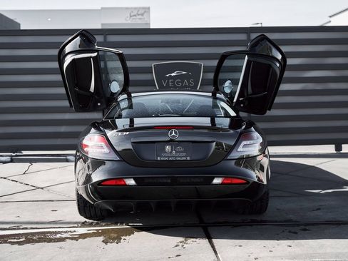Used 2006 Mercedes-Benz SLR image 32