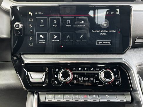 Used 2024 GMC Sierra 2500 Denali image 6