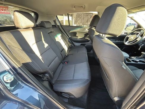 Used 2022 Kia Sportage LX image 6