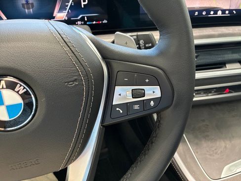 Used 2025 BMW X5 xDrive40i w/ Premium Package AWD/4WD image 25