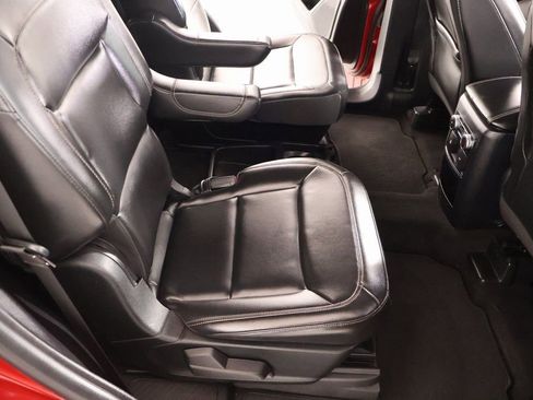 Used 2021 Ford Explorer XLT w/ Equipment Group 202A image 15