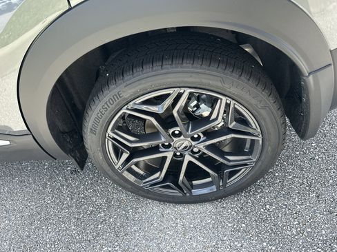 New 2026 Nissan Kicks SR FWD image 9