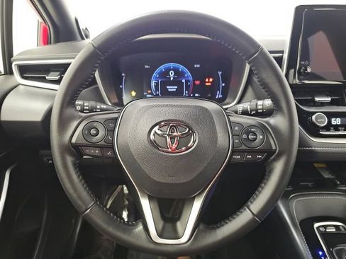 Used 2025 Toyota Corolla XSE FWD image 17