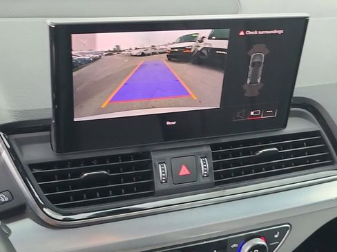 Used 2025 Audi Q5 2.0T Premium image 35