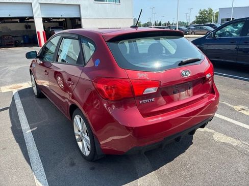 Used 2011 Kia Forte SX FWD image 12