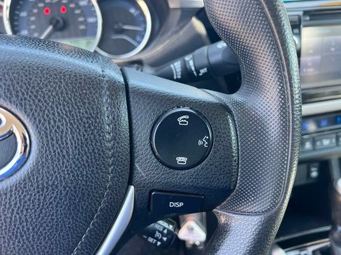 Used 2016 Toyota Corolla LE FWD image 39