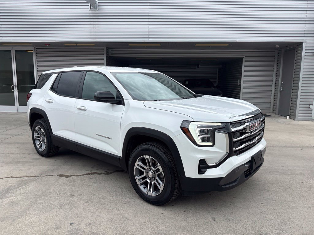 Used 2026 GMC Terrain Elevation FWD image 8